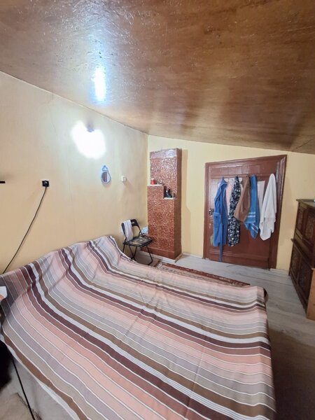 Muta-te la tara: teren 2500 mp, gradina si casa aproape de Bucuresti.