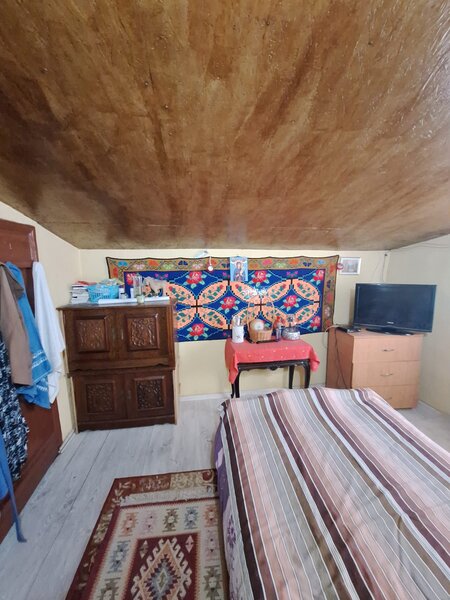 Muta-te la tara: teren 2500 mp, gradina si casa aproape de Bucuresti.